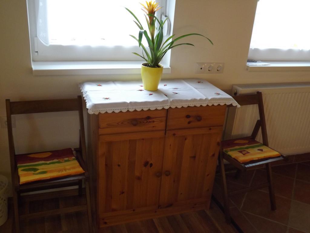 Nagybajcsi Koertefa Vendeghaz Lägenhet Rum bild